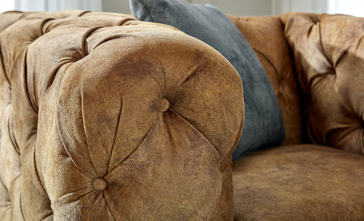Dakota Button-Tufted Sofa & Armchair Set (3+1+1)