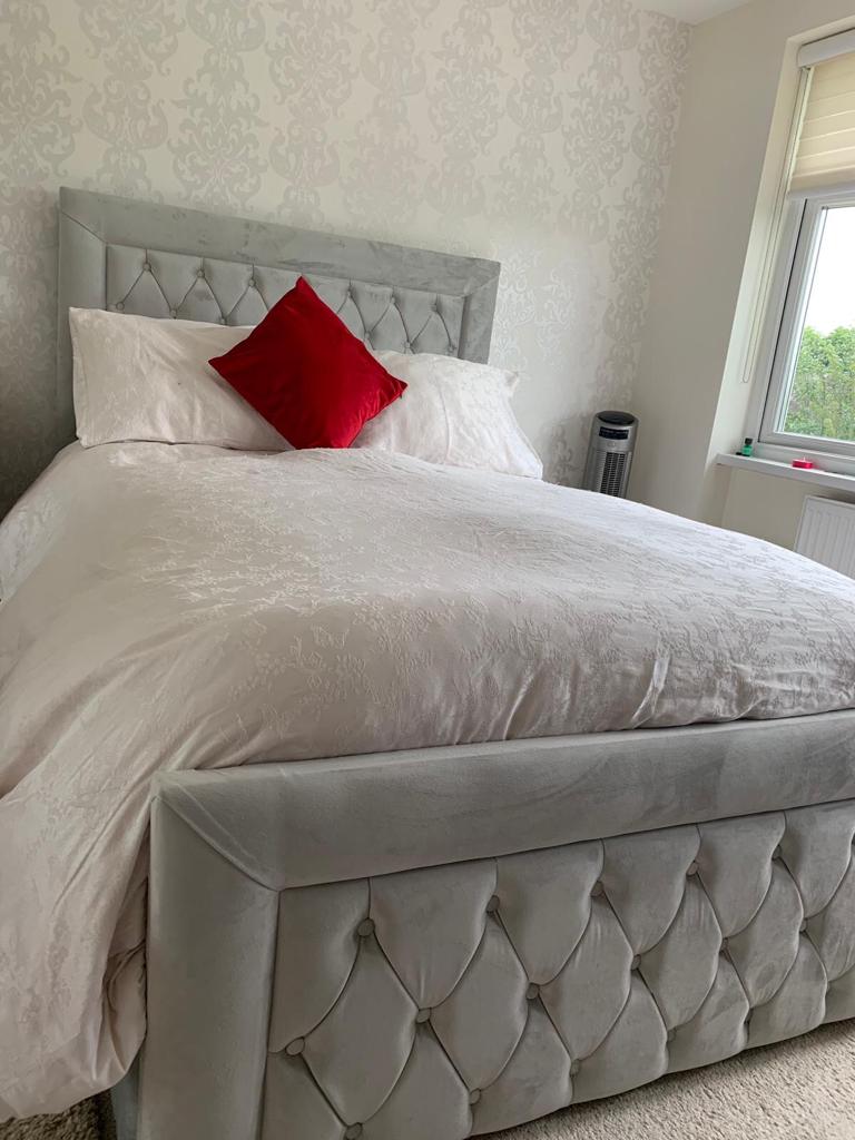 Haven Tufted Velvet Bed - Storage/Non-Storage