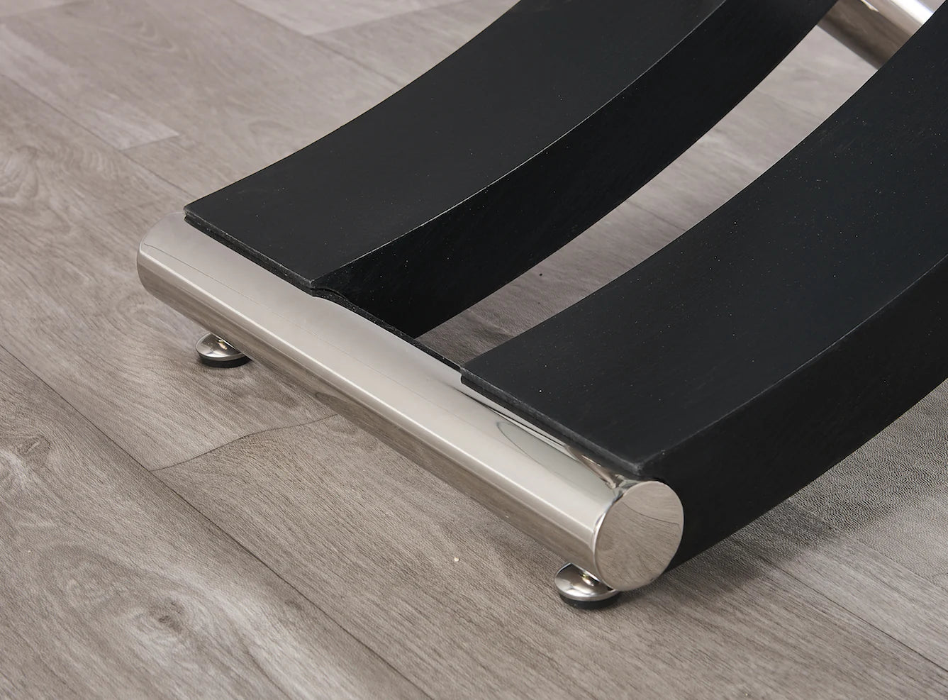 Italian Design Coffee Table | Colours: Black,white | With Clear Glass Top