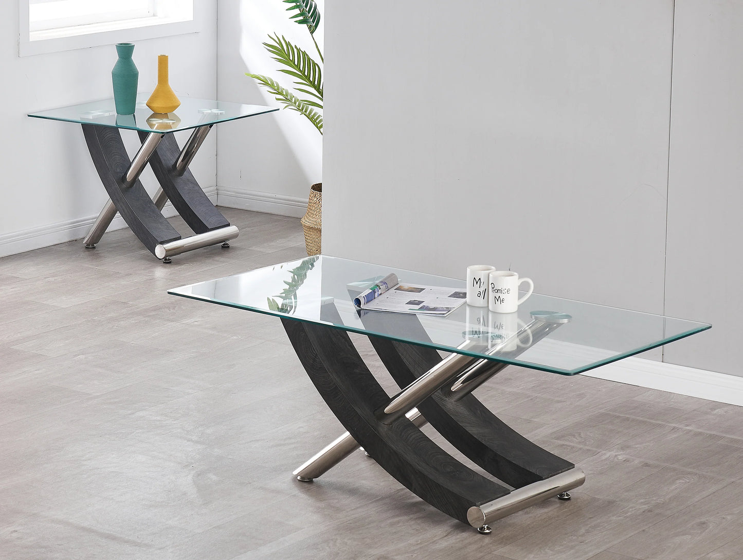 Italian Design Coffee Table | Colours: Black,white | With Clear Glass Top