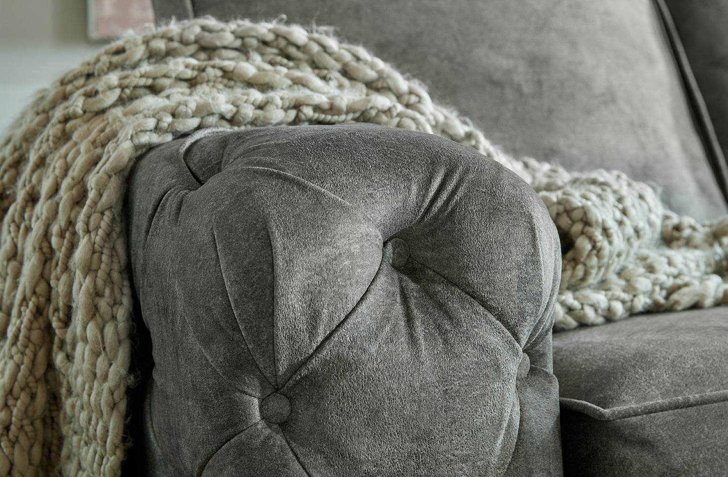 Dakota Button-Tufted Corner Sofa